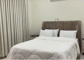 استديو هادئ بسرير ماستر 