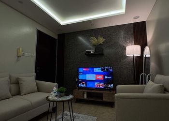 شقة بجلسة خارجية وجاكوزي 