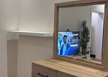 استديو بسرير ماستر وجلسة جانبية