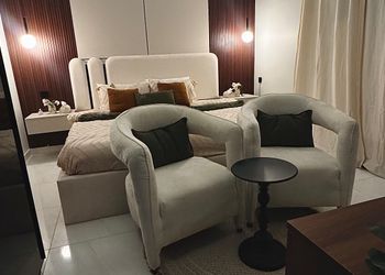استديو بسرير ماستر وجلسة جانبية