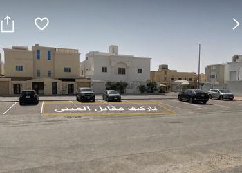 استديو بسرير ماستر وجلسة 