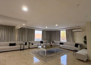 مزرعة بمجالس واسعة وأجواء ممتعة