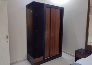 استديو بسرير ماستر وأثاث مريح 