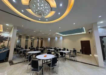 شاليه بمسطح اخضر
