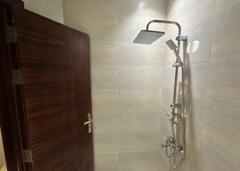 استديو هادئ بسرير ماستر 