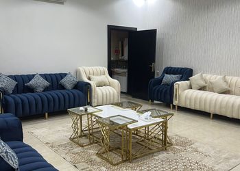 شاليه بمسطح اخضر و مسبح