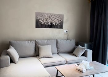 شاليه عائلي انيق بمسبح