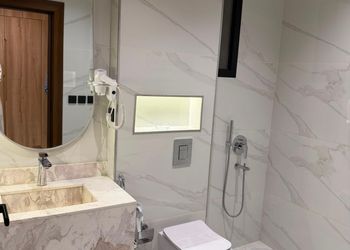 استديو بسرير ماستر وجلسة جانبية 