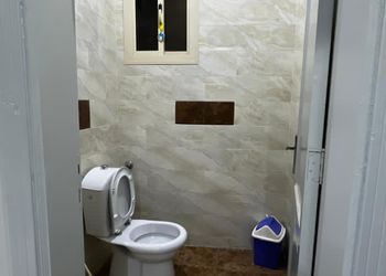 استراحة بمسبح خارجي 