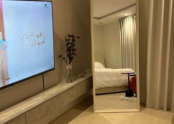 استديو هادئ بدخول ذاتي 