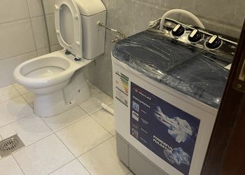 شقة بغرفتين نوم وأثاث مريح