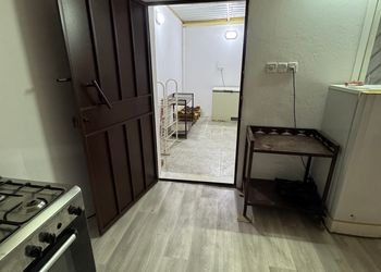 استراحة بمجلس وفناء خارجي