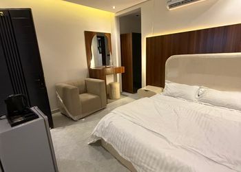 استديو هادئ بسرير ماستر 