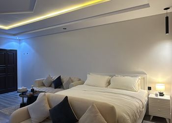 استديو بسرير ماستر وجلسة جانبية