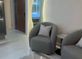 شقة بغرفتين نوم وصالة 