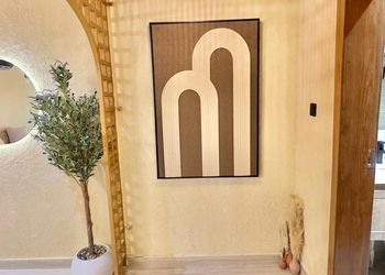 شقة بغرفة جلوس وغرفة نوم 