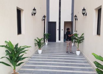 استديو بسرير ماستر وجلسة جانبية