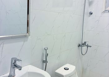 استديو بأثاث مريح وبسيط 