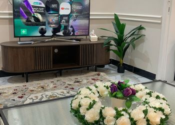 شقة بغرفة معيشة وغرفة نوم 