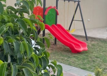 كوخ هادئ بمسبح وجلسة خارجيه
