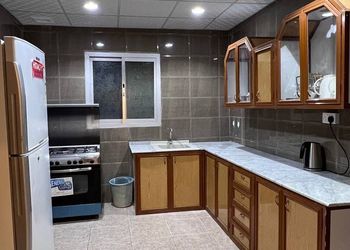 استراحة بمسطحات خضراء 