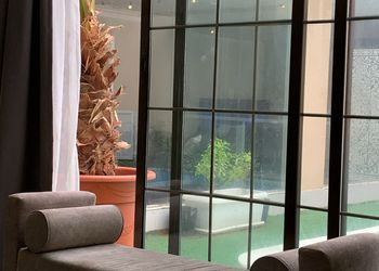 شاليه بمسبح وألعاب مائية