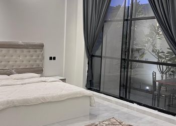 شاليه بغرفتين نوم ومسبح