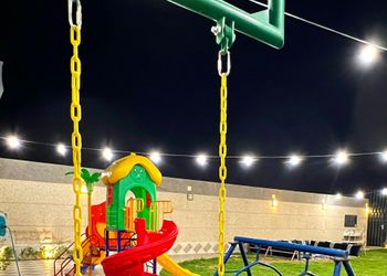 شاليه بغرفتين نوم و جلسة خارجية
