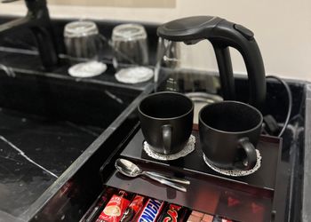 استديو هادئ بدخول ذاتي 