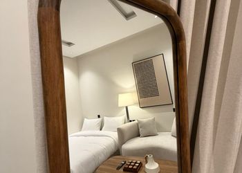 استديو بتصميم أنيق ودخول ذاتي