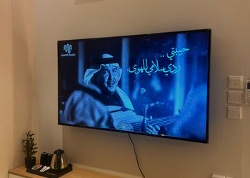استديو بسرير ماستر وجلسة جانبية