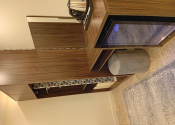 استديو بأثاث مريح وبسيط 