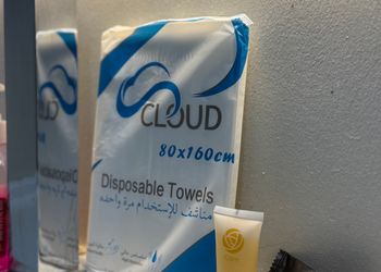 شقة بصالة أنيقة وغرفة نوم