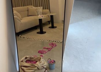 استديو مع حوش خاص بأثاث حديث