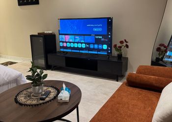 استديو هادئ بسرير ماستر 