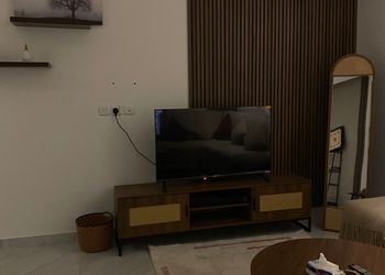 شقة بغرفة معيشة وغرفة نوم 