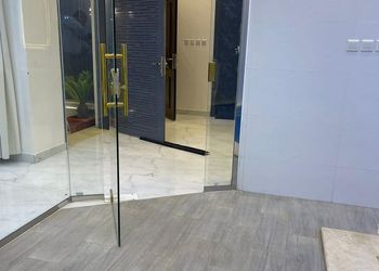 شاليه بجلسة خارجية وغرفتين نوم 