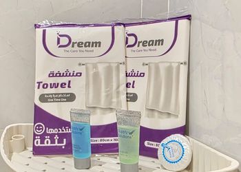استديو بسريرين فردية 