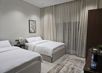 استديو هادئ بسريرين فردية
