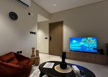 استديو بتصميم أنيق ودخول ذاتي 
