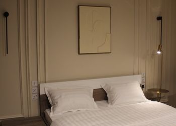 استديو هادئ بدخول ذاتي 