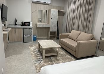 استديو هادئ بسرير ماستر 