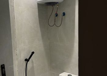 استديو بسرير ماستر وجلسة جانبية 