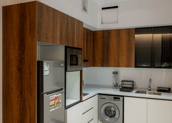 شقة بثلاث غرف نوم وصالة