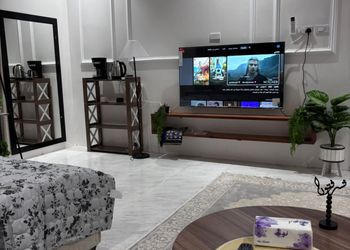 استديو بسرير ماستر وجلسة جانبية