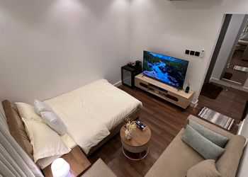 استديو هادئ بسرير ماستر 