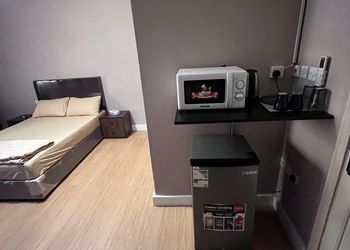 استديو بسرير ماستر ودخول ذاتي
