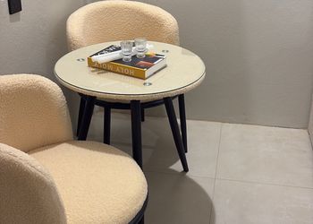 استديو بسرير ماستر 
