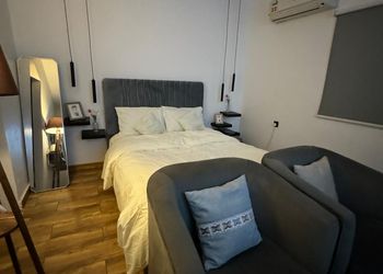 استديو بسرير ماستر ودخول ذاتي