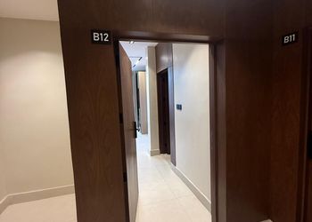استديو بأثاث مريح وبسيط 